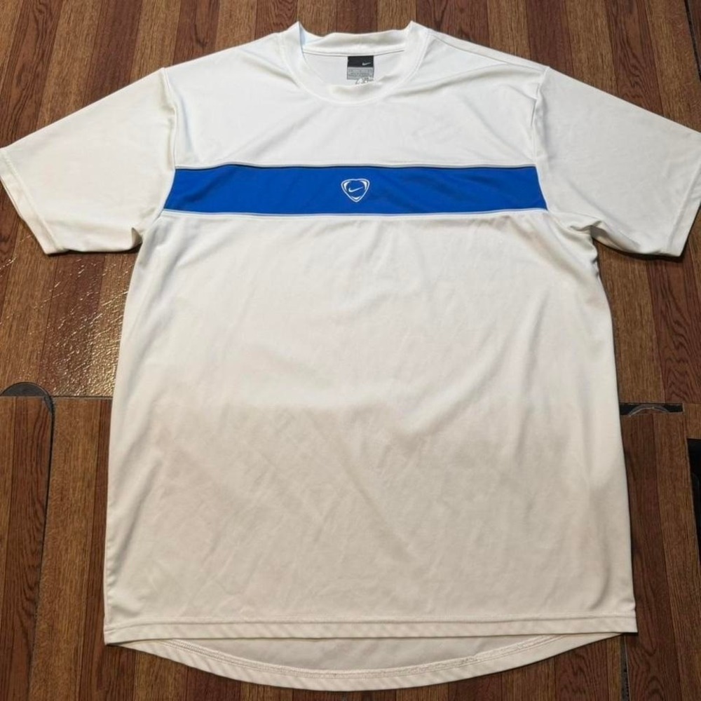 Nike White Striped Vintage Retro Tech Sportswear Train Shirt Medium